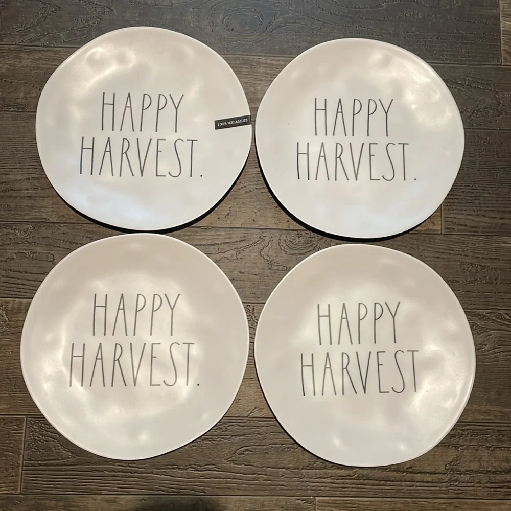 Rae Dunn melamine dinner plates - Picture 2 of 5
